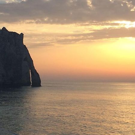 La Mimagaste - Maison Familiale Au Coeur D'Étretat Exteriör bild